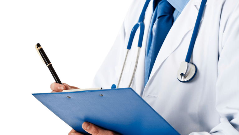 Der Arzt verschreibt eine Behandlung der bakteriellen Prostatitis.